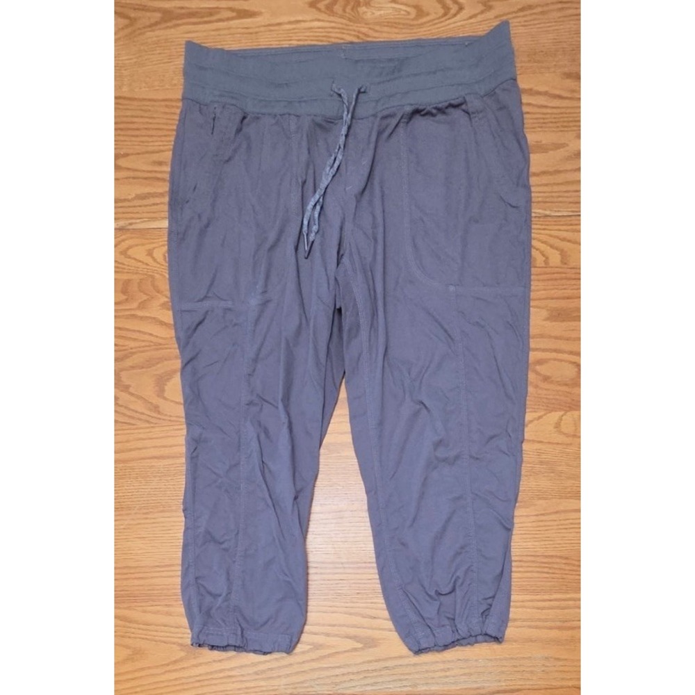 The North Face Pants Womens XL Gray Hiking Elastic Leg Capri Cotton